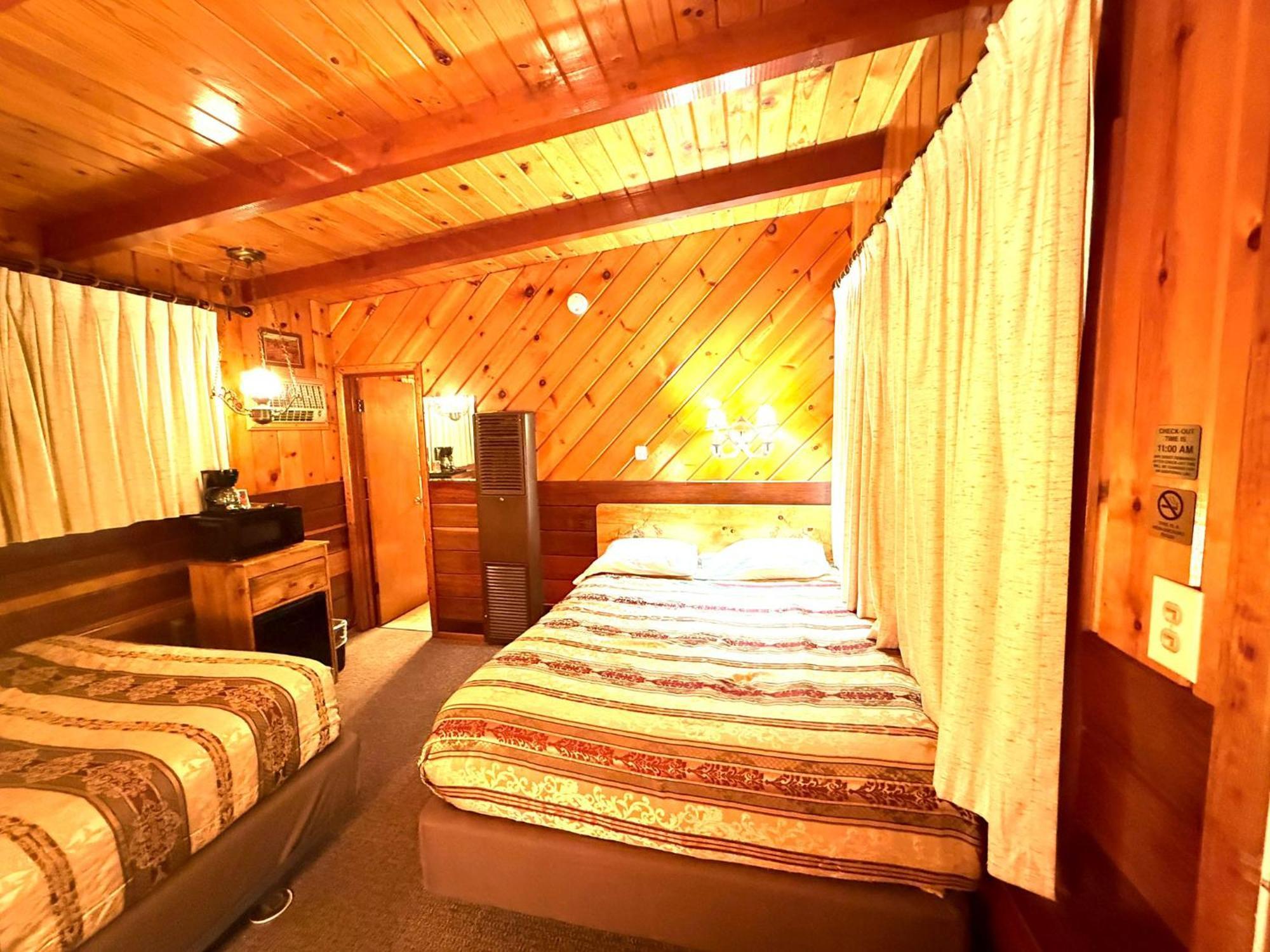 Toiyabe Motel Walker 객실 사진