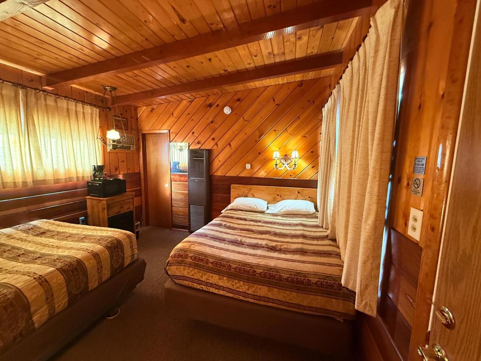 Toiyabe Motel Walker 외부 사진