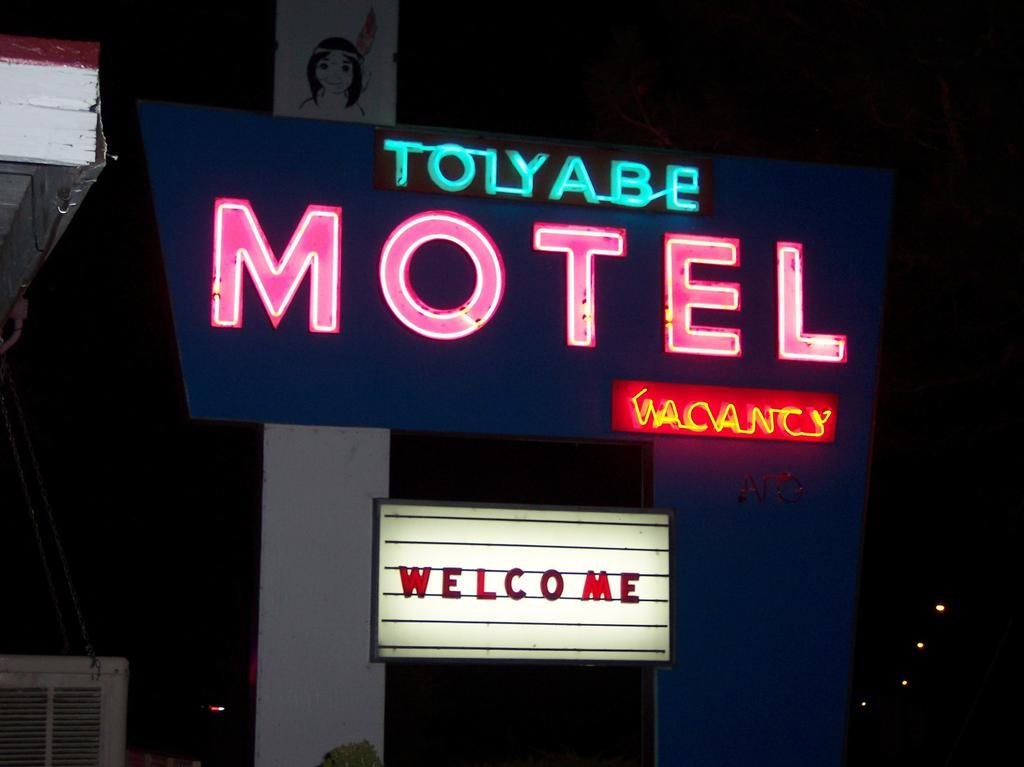 Toiyabe Motel Walker 외부 사진